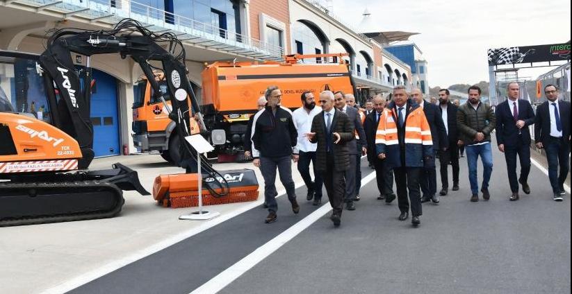 BAKAN URALOĞLU: “KIŞ LASTİĞİ UYGULAMASI 1 ARALIK’TA BAŞLIYOR”